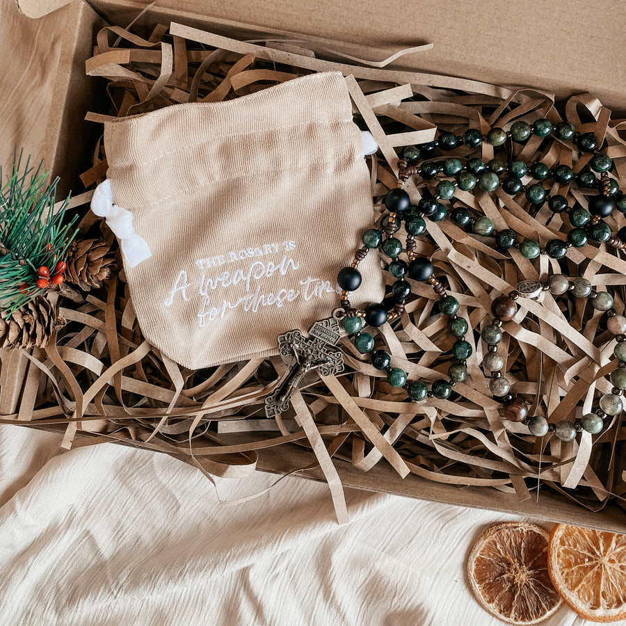 [LIMITED EDITION] Christmas Rosary + Bracelet Bundle